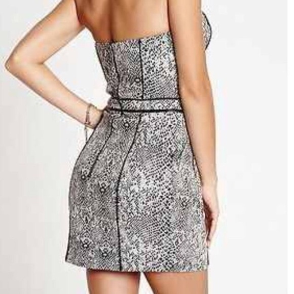 NEW GUESS Strapless Snake-Print Tulip Dress SZ 6 - Picture 2 of 4